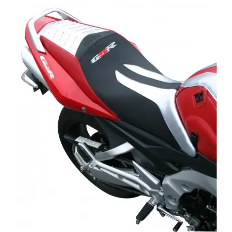 Commande En Gros housse de selle bagster SUZUKI GSR 600 2006 ROUGE/NOIR/GRIS METALLISÉ/LETTRES GRIS CLAIR
