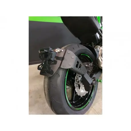 Nouveauté Support de plaque déporté ras de roue ACCES DESIGN KAWASAKI Z900 2017-2024